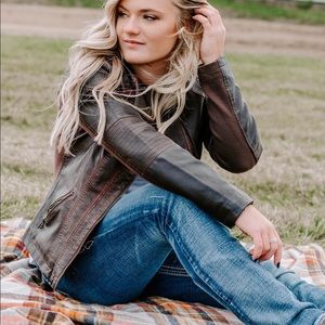 Meet your Posher, Randi